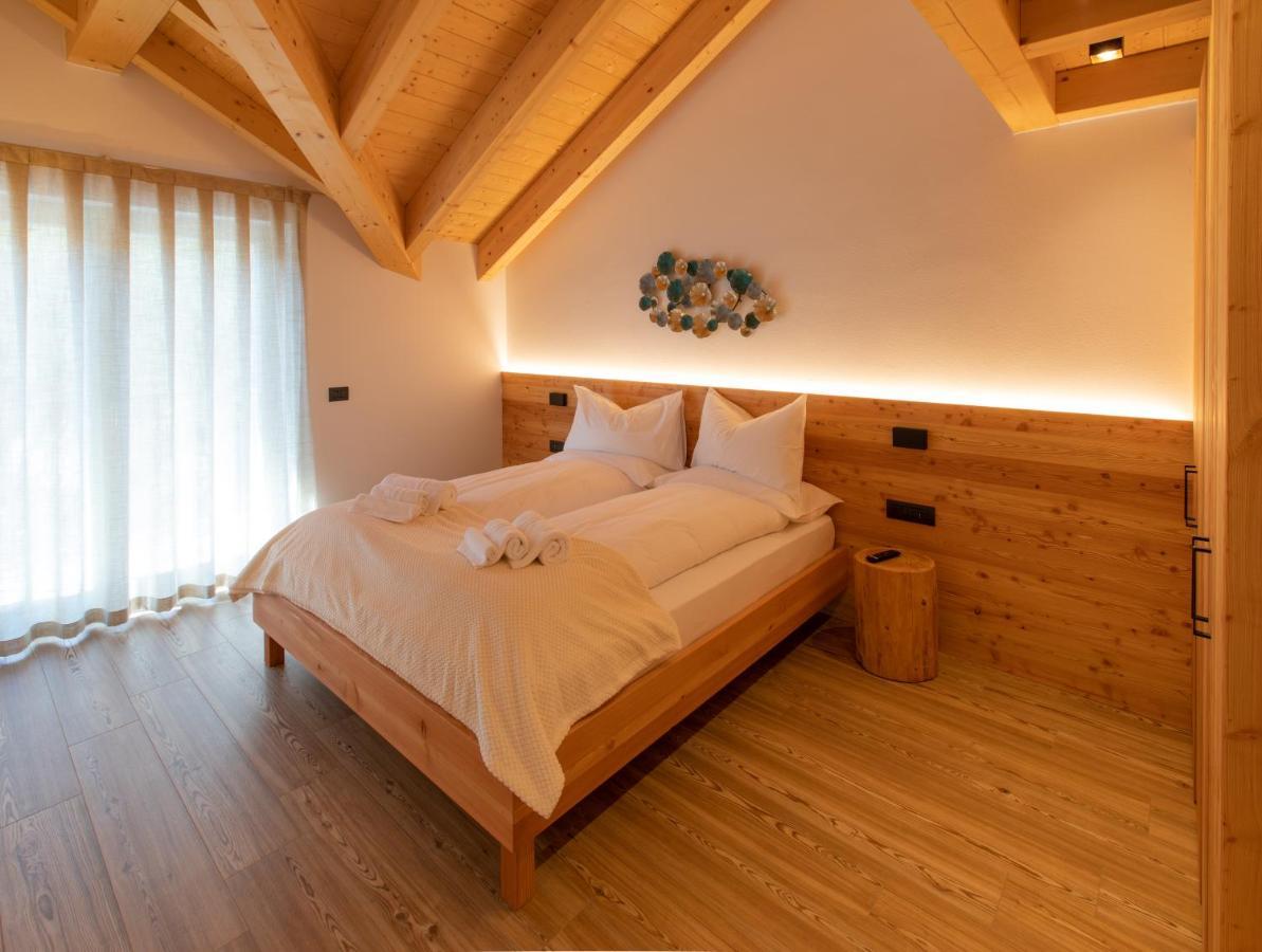 Brenta Rosso - Charme Apartments Fai della Paganella Εξωτερικό φωτογραφία