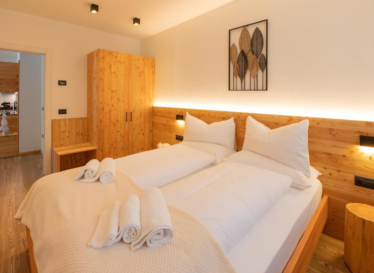 Brenta Rosso - Charme Apartments Fai della Paganella Εξωτερικό φωτογραφία